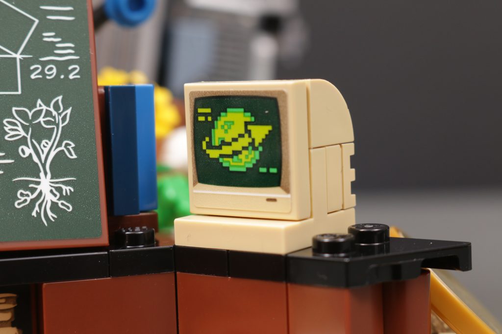 LEGO Ideas 21355 The Evolution of STEM review 16 1024x683
