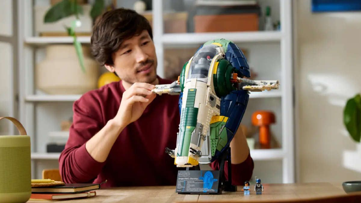 LEGO Star Wars Jango Fett’s Starship includes video game deep cut