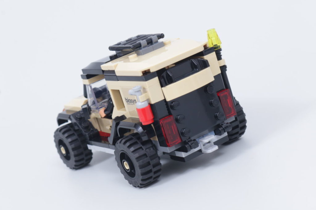 LEGO Jurassic World 76951 Pyroraptor Dilophosaurus Transport review 10 1024x683