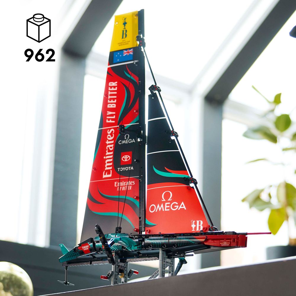 LEGO Technic 42174 Emirates Team New Zealand AC75 Racing Yacht 3