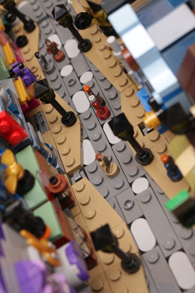 LEGO Harry Potter 76444 Diagon Alley Wizarding Shops review 80 683x1024
