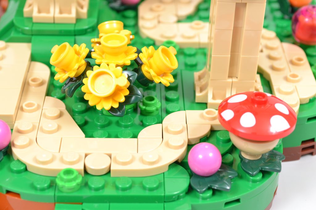 LEGO Ideas 21360 Willy Wonka the Chocolate Factory 10 1024x683