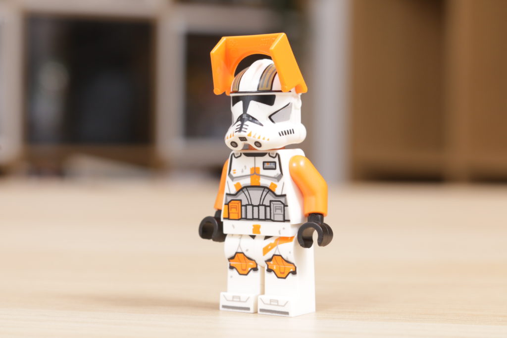LEGO Star Wars 75337 AT TE Walker Commander Cody minifigure 2 1024x683