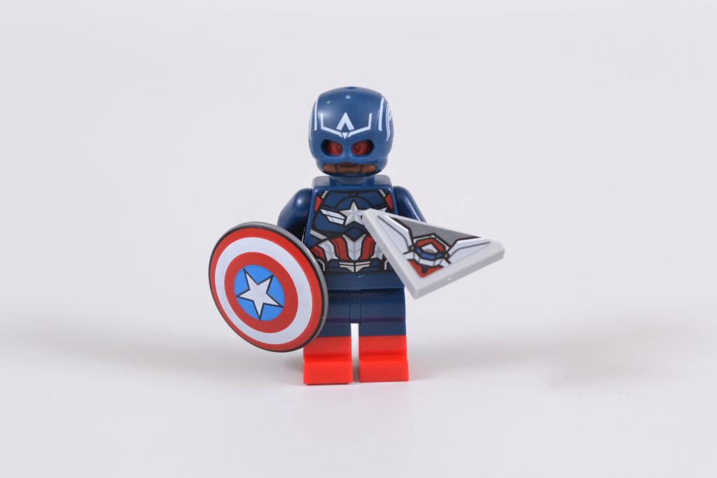 LEGO Marvel 76292 Captain America vs. Red Hulk Battle 46 1024x683