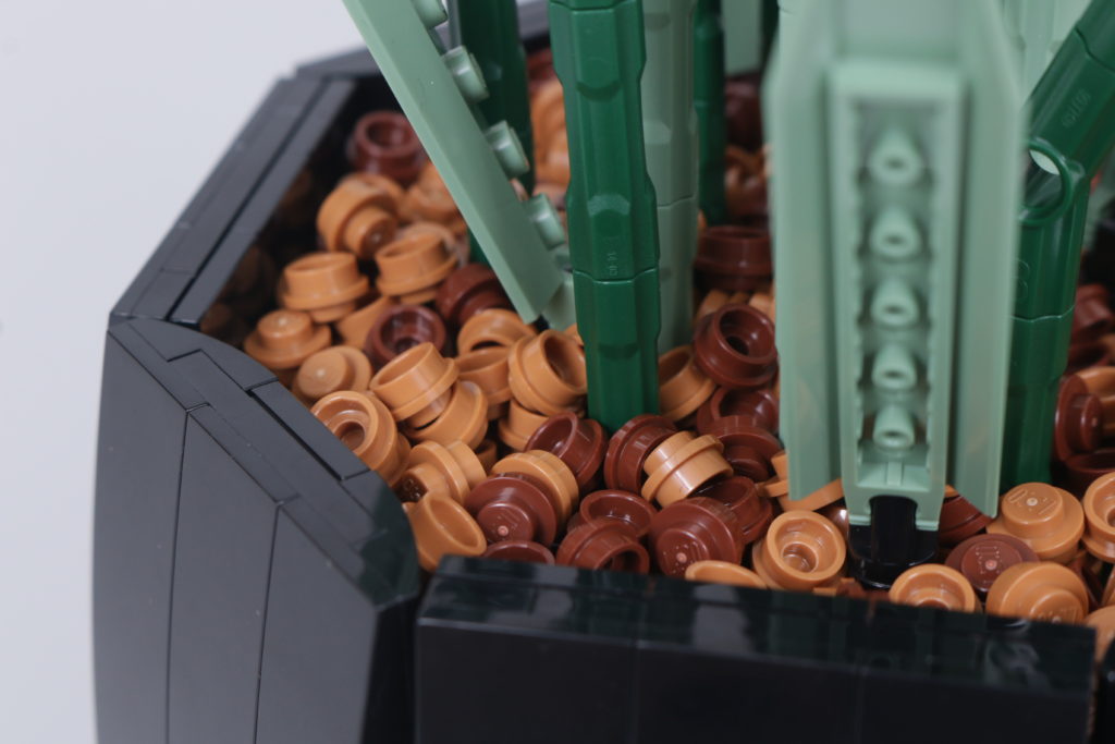 LEGO Botanical Collection 10289 Bird Of Paradise review 16