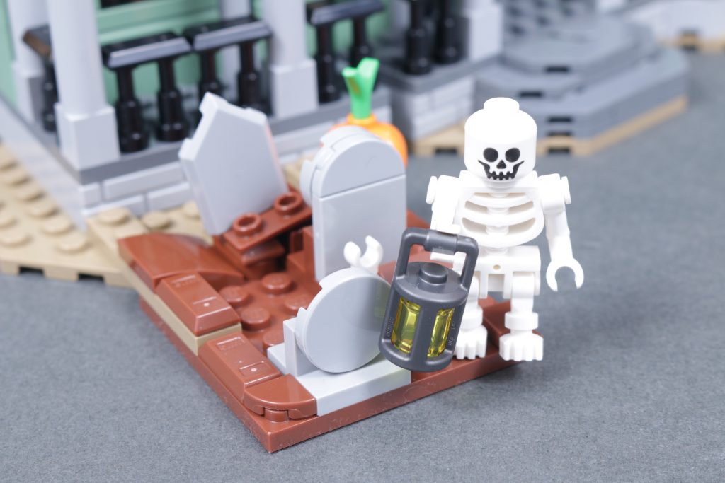 LEGO Creator 3 in 1 31167 Haunted Mansion review 5 1024x683