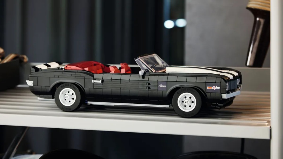 The best thing about LEGO ICONS 10304 Chevrolet Camaro Z28 isn't the furry dice