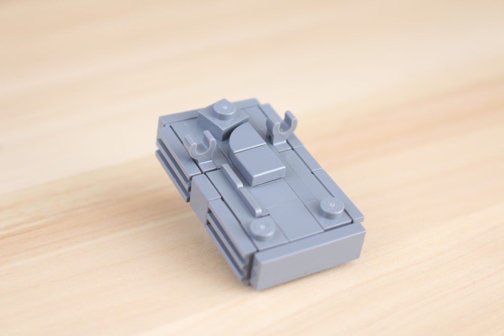 LEGO Star Wars Han Solo in Carbonite build 3