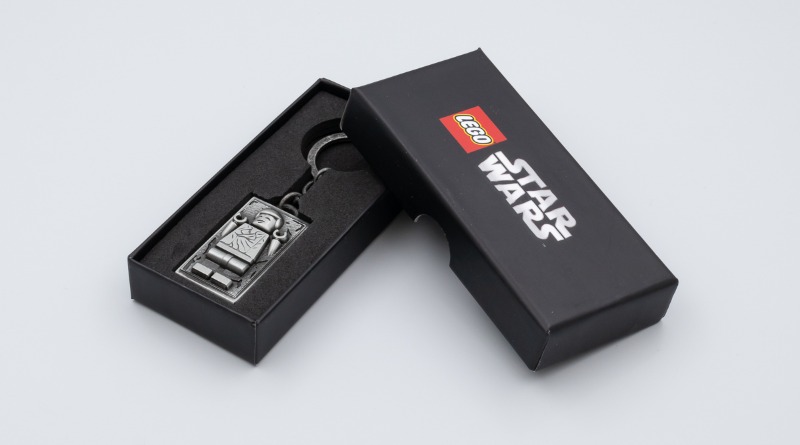 First look at LEGO Star Wars Han Solo in Carbonite metal key chain