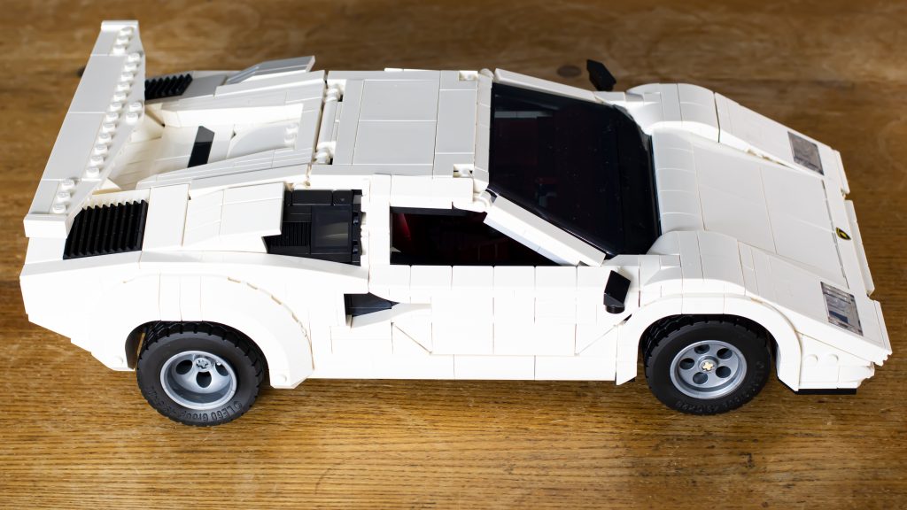 LEGO Icons 10337 Lamborghini Countach 5000 Quattrovalvole 16 1 1024x576