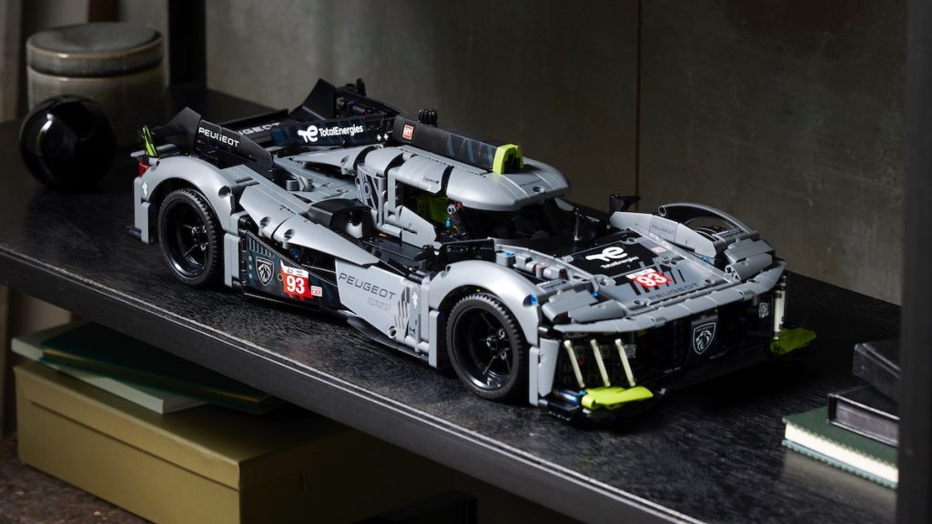 LEGO Technic 42156 Peugeot 9X8 24H Le Mans Hybrid Hypercar featured 1024x576