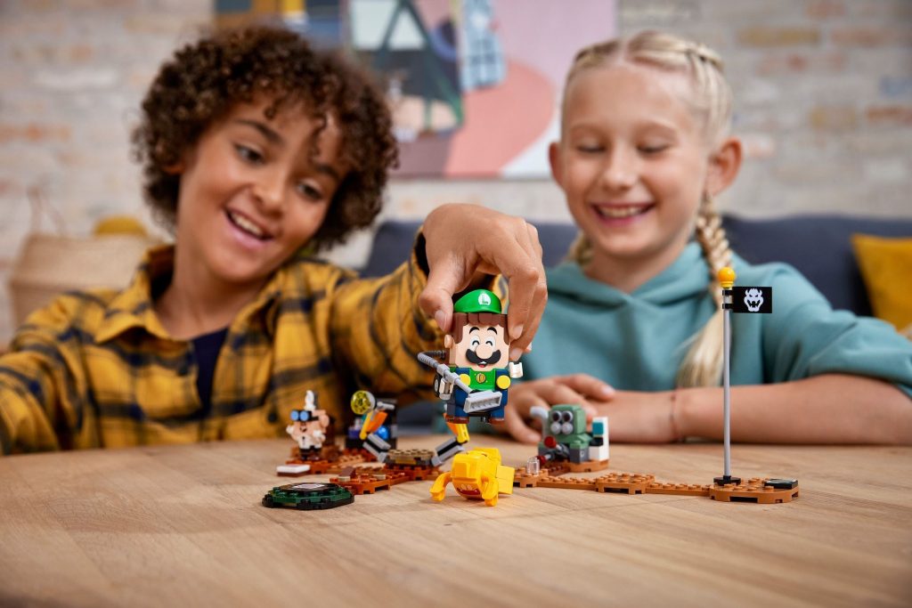 lego super mario 71397 Luigis Mansion Lab ghost stomp 1024x683