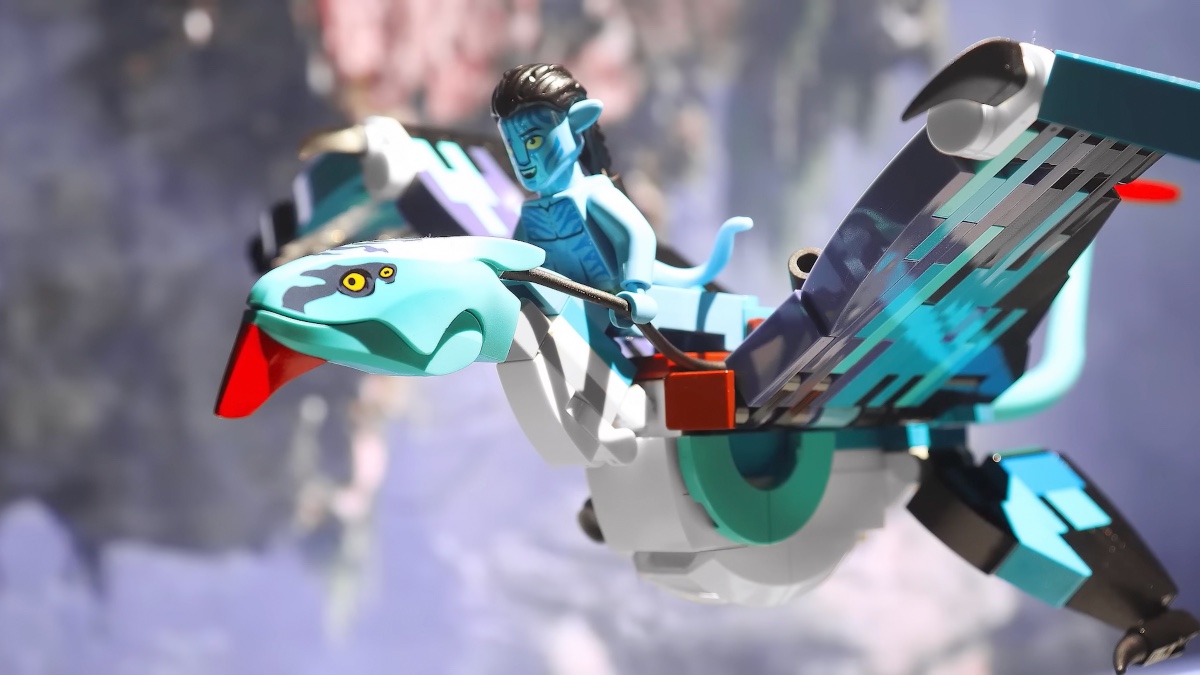 What would LEGO Avatar’s creatures look like with brick-built wings?
