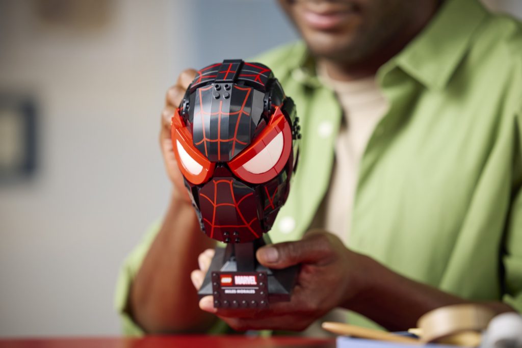 LEGO Marvel 76329 Miles Morales Mask 6 1024x683
