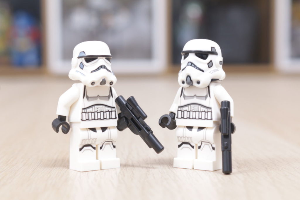 LEGO Star Wars 75339 Death Star Trash Compactor Diorama Stormtrooper minifigures 6 1024x683